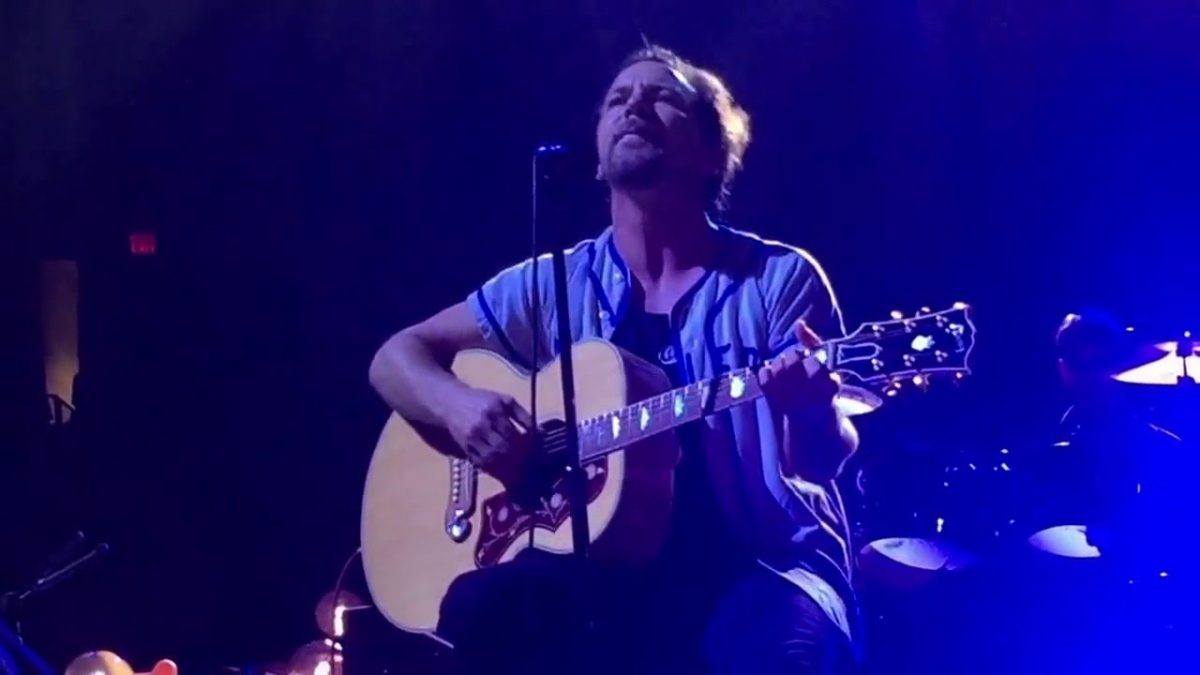 Pearl Jam April 11 2016 Imagine