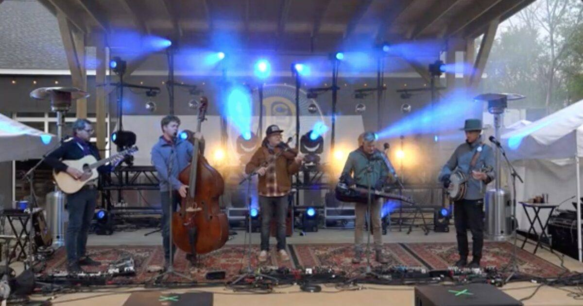 The Infamous Stringdusters b Chord N2
