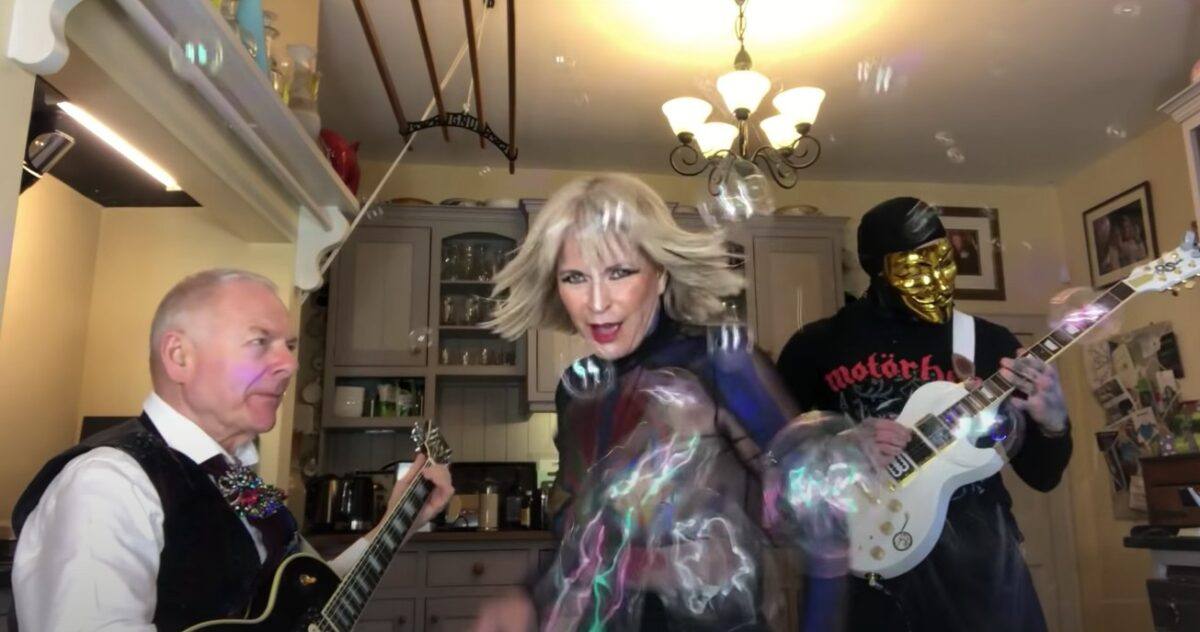 Toyah & Robert Silver Machine