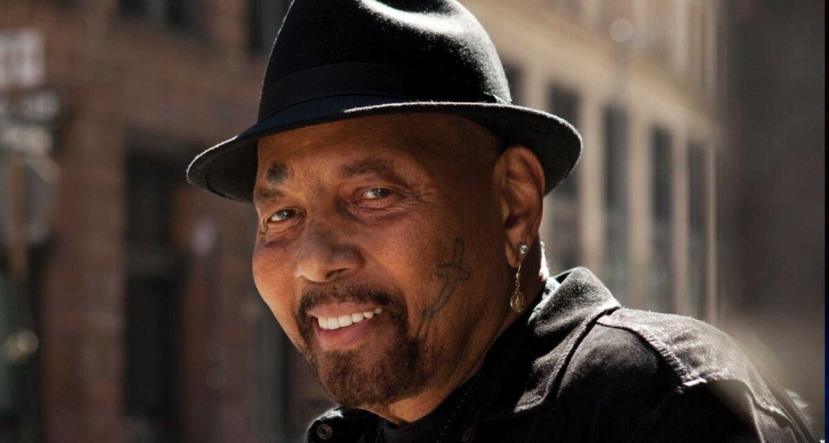 Aaron Neville Announces Retirement From Touring