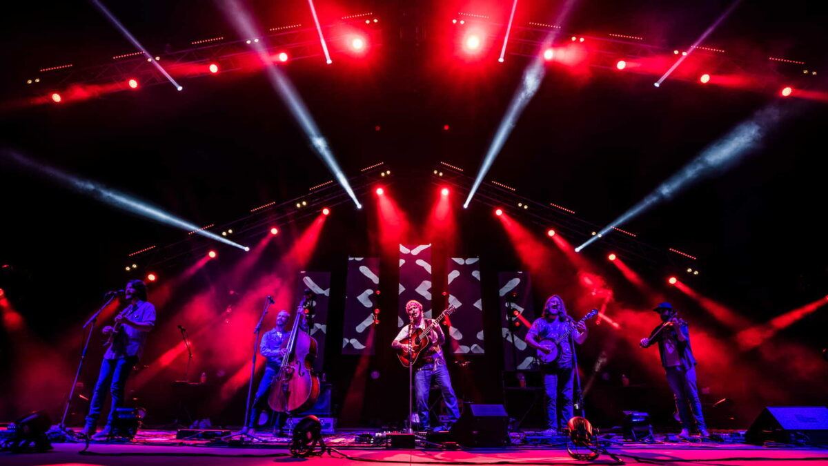 John Mailander Guests With Billy Strings At The Bonnaroo Farm