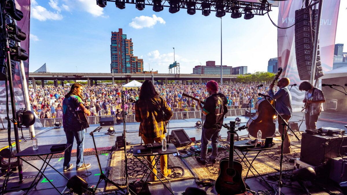 Trevor Shepich Guests With Billy Strings On Phish & Grateful Dead Covers In Louisville
