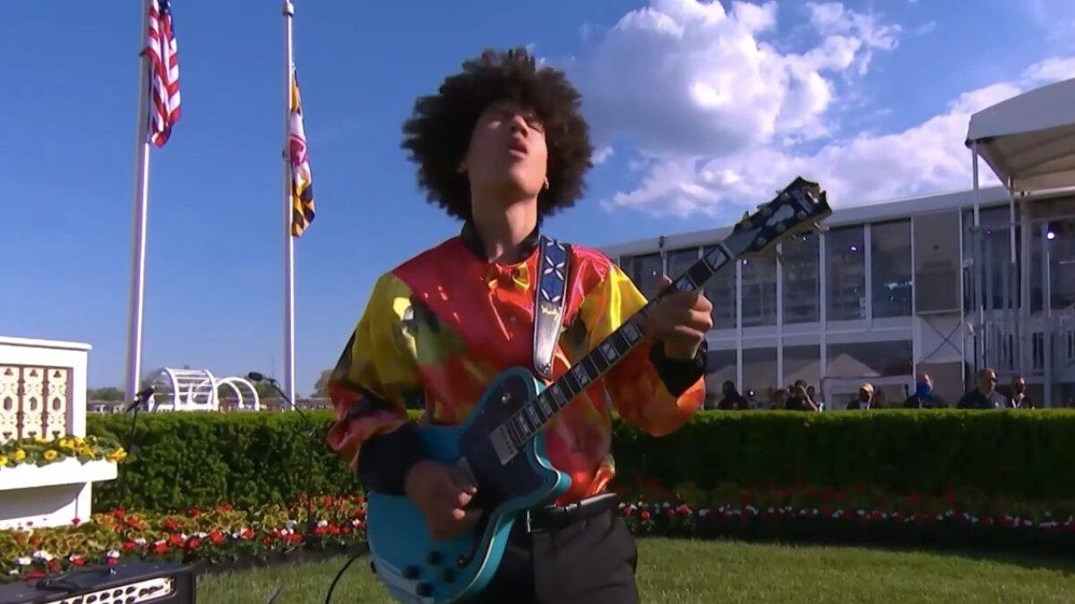 Brandon ‘Taz’ Niederauer Performs National Anthem At The Preakness