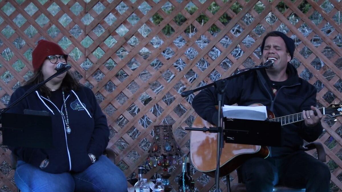 Watch Brendan Bayliss & Jennifer Hartswick Cover Phish’s ‘Twist’