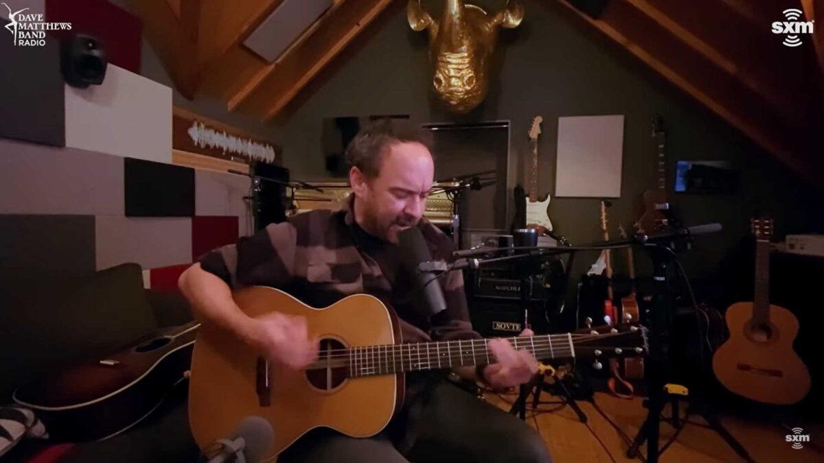 Watch Dave Matthews Perform ‘Tripping Billies’ & ‘Ants Marching’ Live On SiriusXM