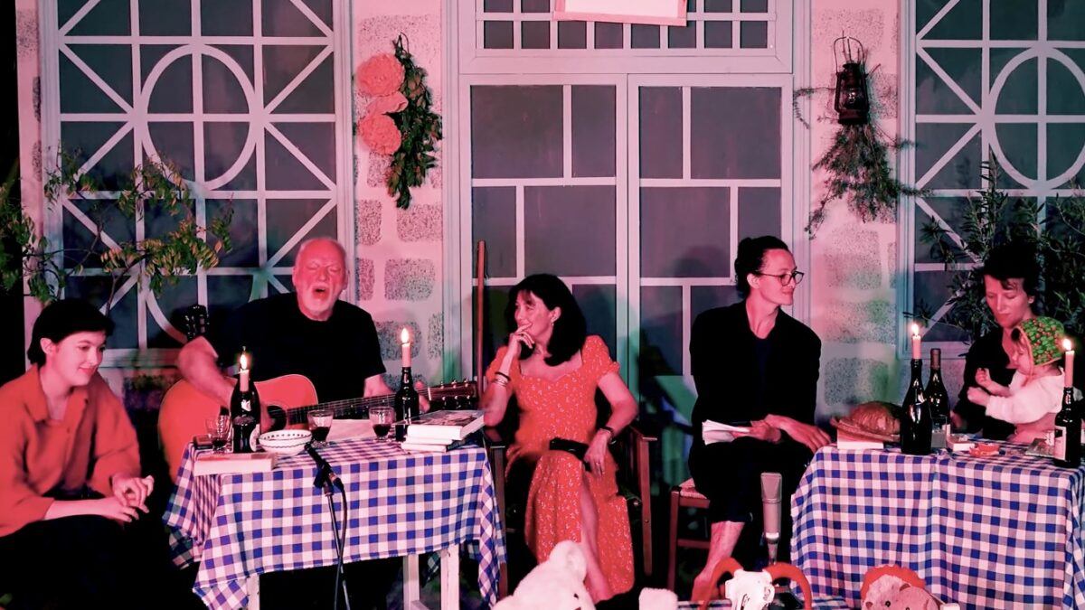 See David Gilmour Cover Gram Parsons’ ‘Hickory Wind’ For ‘Von Trapped Family’ Livestream Series