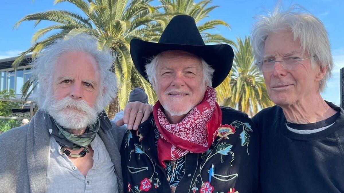 Bob Weir, Peter Rowan & Holly Bowling Among Phil Lesh & Terrapin All-Stars’ Guests At Terrapin Crossroads
