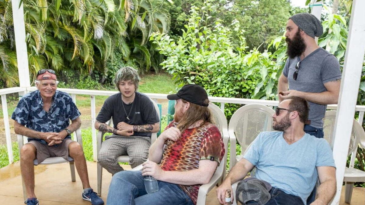 See Billy & The Kids + Billy Strings Debut ‘Thunder’ Featuring Robert Hunter’s Lyrics