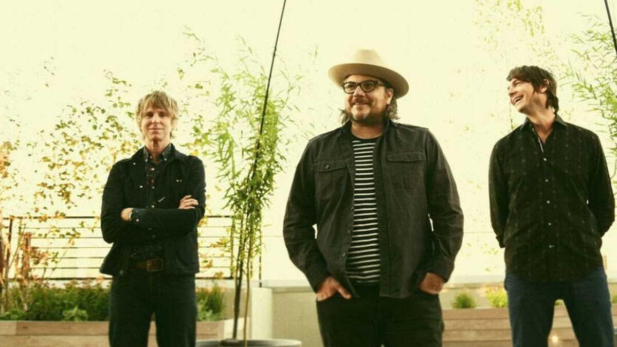 Wilco’s Jeff Tweedy, Glenn Kotche & Pat Sansone Perform On ‘The Tweedy Show’