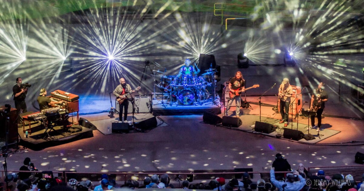 Billy Kids Strings Grateful Dead On Red Rocks Setlist Night 2