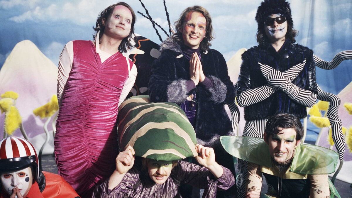 King Gizzard & The Lizard Wizard Release ‘Catching Smoke’ Video