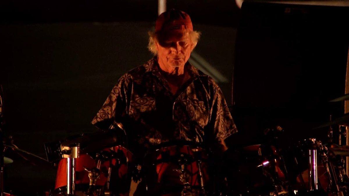 Billy & The Kids News, Videos, Tour History, Members