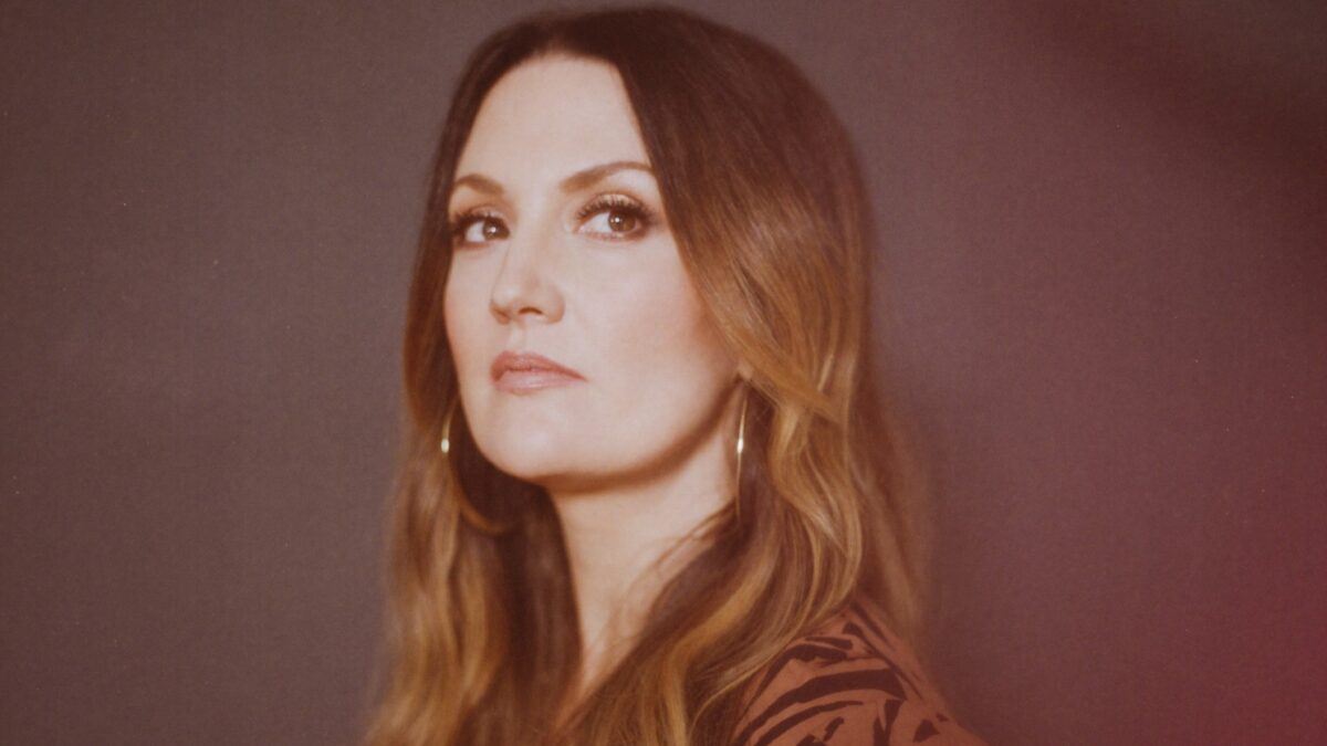 Natalie Hemby Announces New Album ‘Pins & Needles’ + Shares Title Track