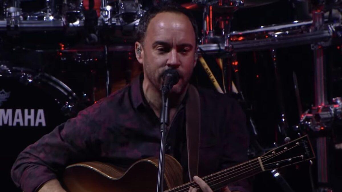 Dave Matthews Band Performs ‘One Sweet World’ At Syracuse Concert In 2018: Pro-Shot Video
