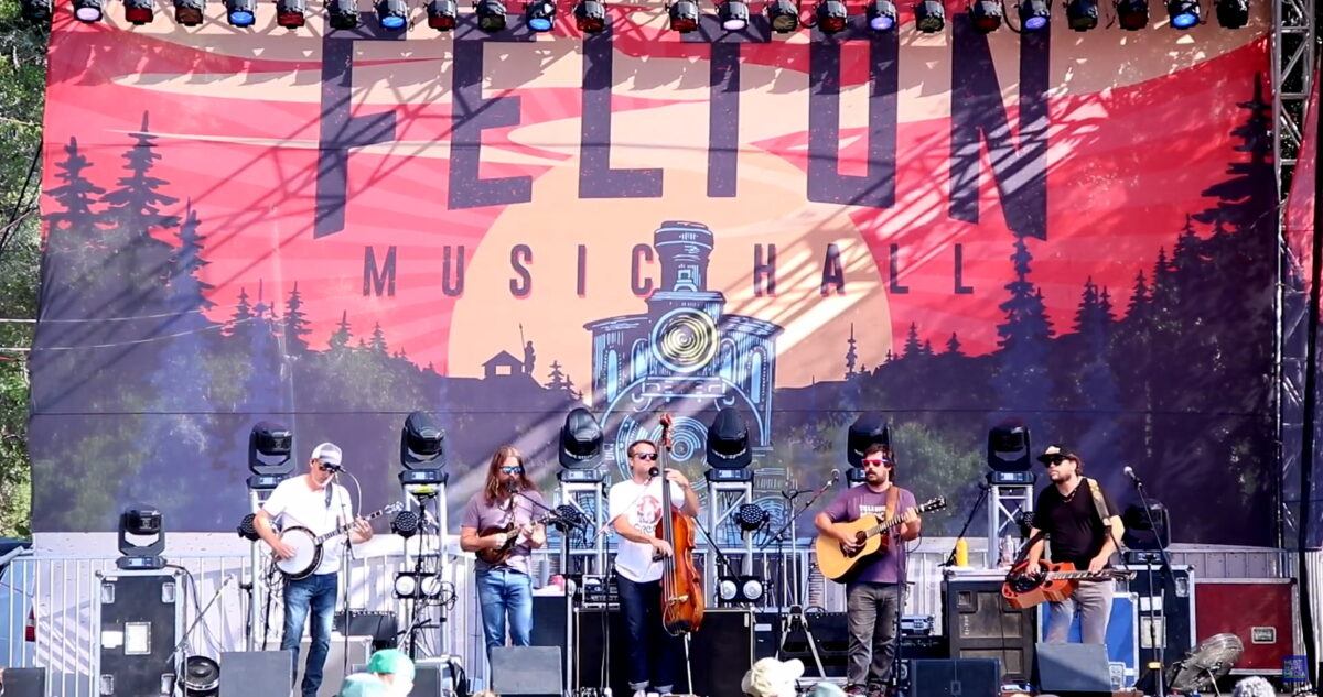 Greensky Bluegrass Sunny Cover