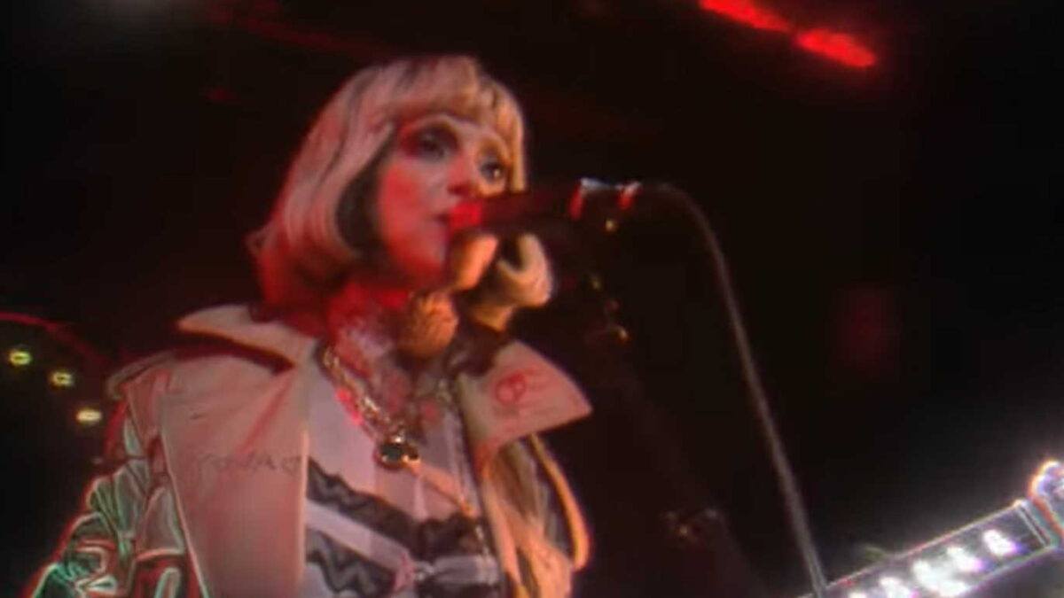 St. Vincent Performs 'Los Ageless' At Down & Out Downtown Concert Event