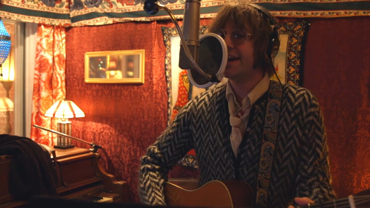 Aaron Lee Tasjan Covers Neal Casal’s ‘Traveling After Dark’