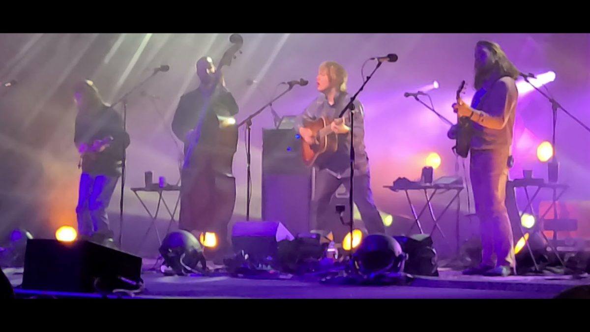 Billy Strings, Pearl Jam, Elderly Woman Behind the Counter in a Small Town, Redmond, WA 9/18/21