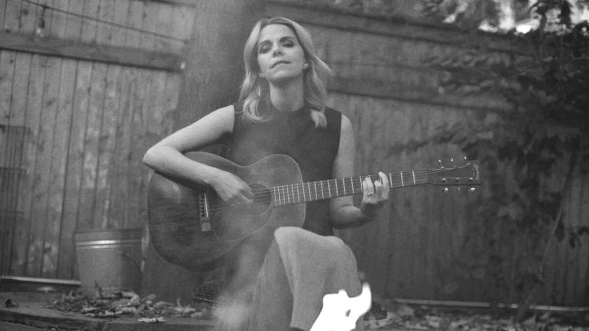 Aoife O’Donovan Releases Album Featuring Cover Of Bruce Springsteen’s ‘Nebraska’ LP