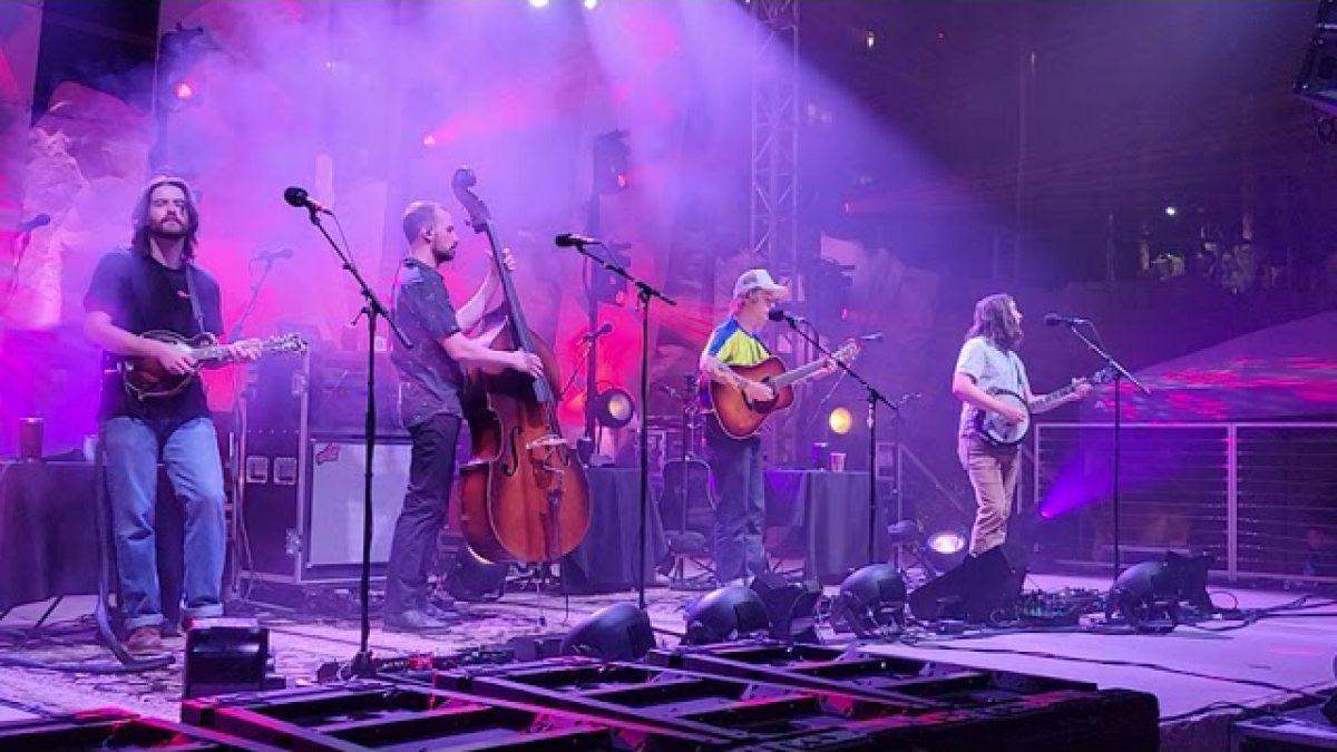Billy Strings 9/4/21 "Sin City"