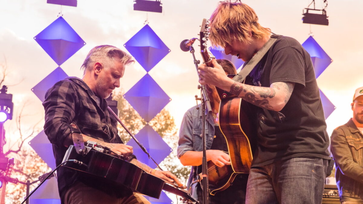 Billy Strings Welcomes Andy Hall, Paul Hoffman, & Lindsay Lou At Album Release Concert