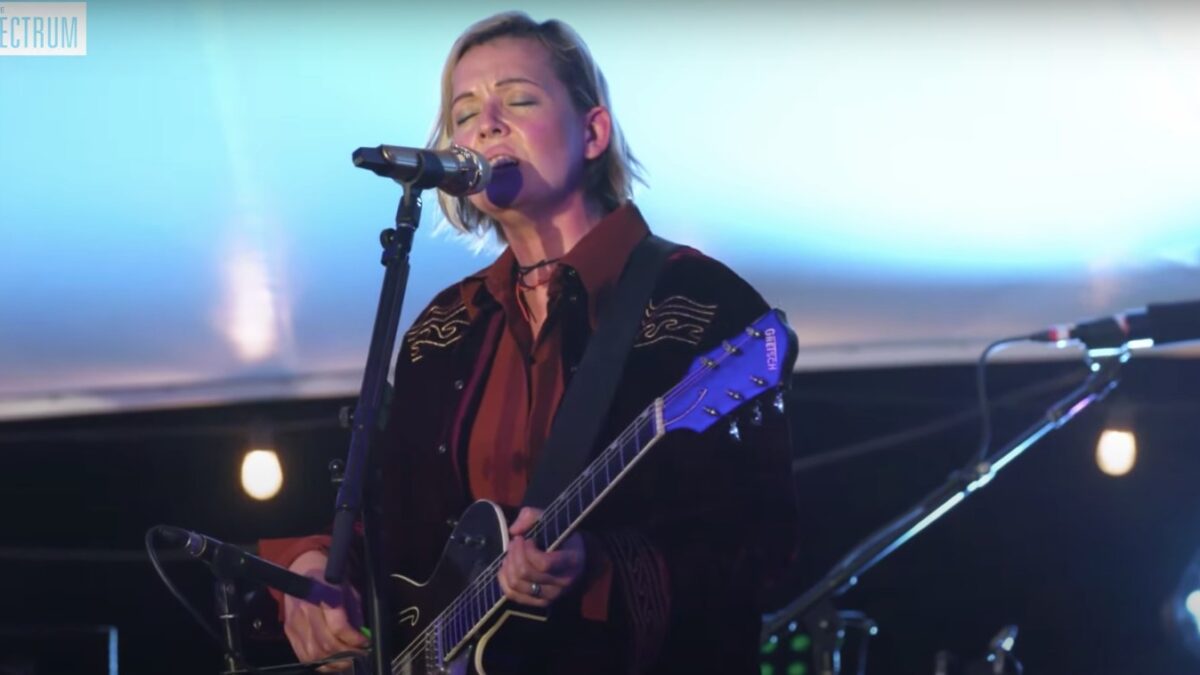 Watch Brandi Carlile Perform ‘Right On Time’ For SiriusXM