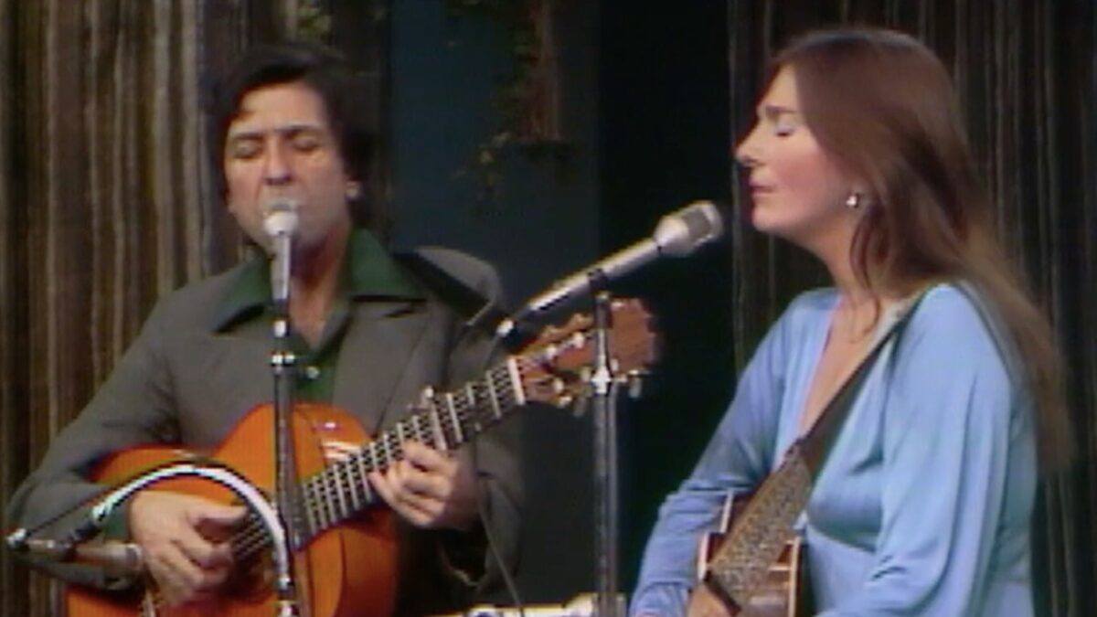Happy Birthday Leonard Cohen: Performing With Judy Collins On 'Soundstage' In 1976