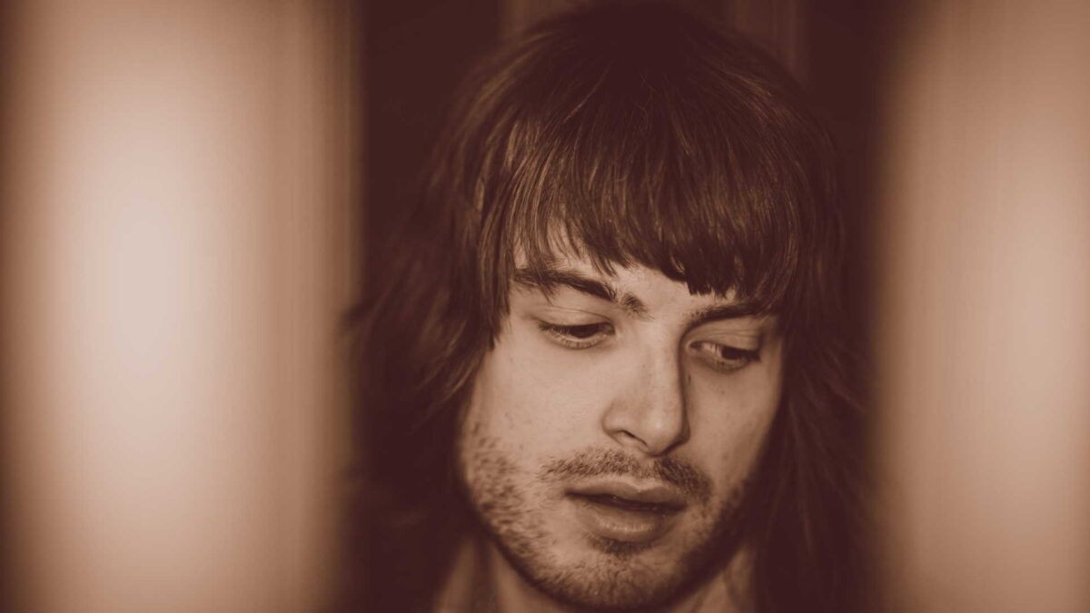 Neal Francis Shares ‘Alameda Apartments’ Single