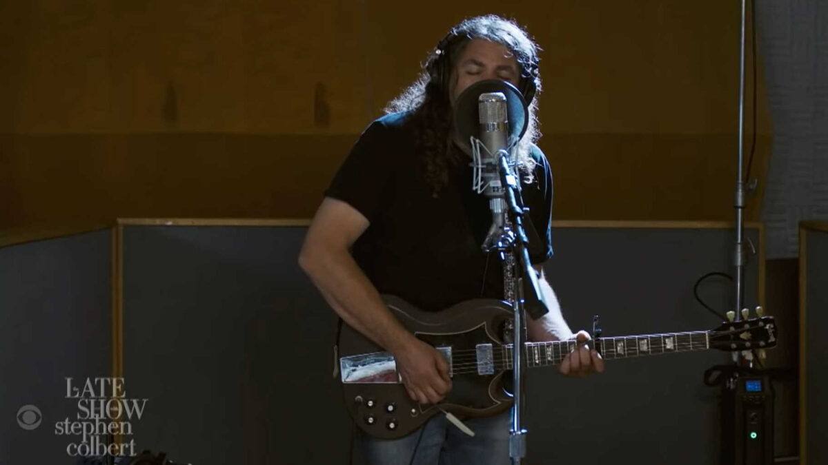 The War On Drugs Perform ‘Living Proof’ On ‘Colbert’