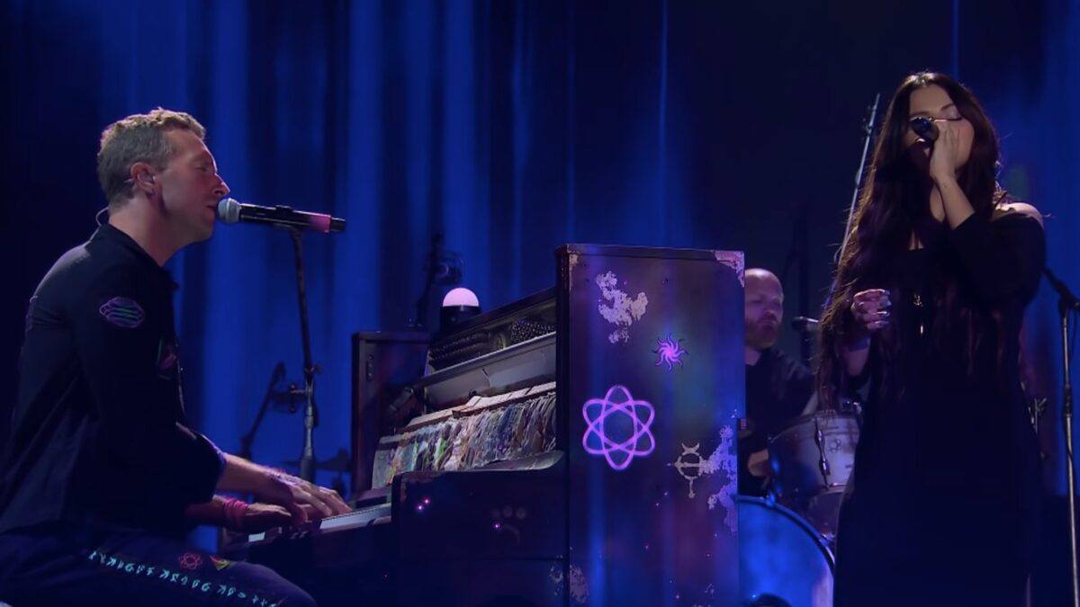 Coldplay Perform ‘Let Somebody Go’ With Selena Gomez & ‘My Universe’ On ‘Corden’