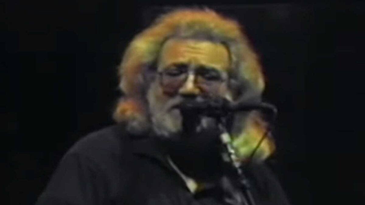 Grateful Dead Kicks Off ‘Formerly The Warlocks’ Hampton Run On This Date In 1989