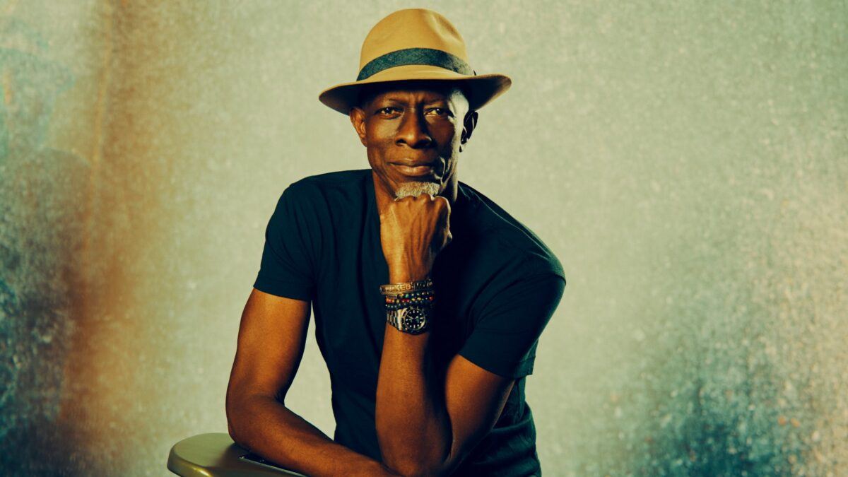 Keb’ Mo’ Postpones Remaining European Tour Dates For Medical Reasons