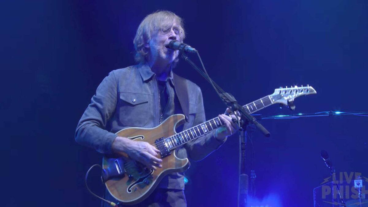 Watch Phish Perform 21-Minute 'Axilla (Part II)' In Las Vegas: Pro-Shot Video