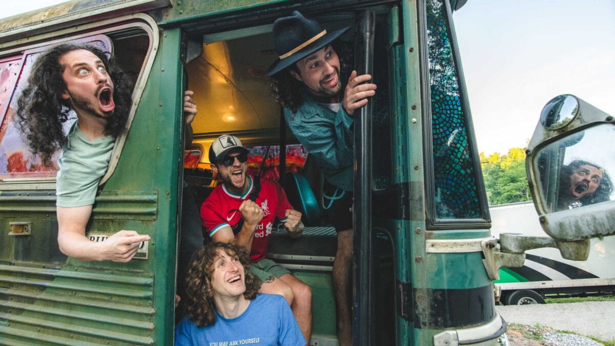 Pigeons Playing Ping Pong Share ‘Move Like That’ Single Featuring Jason Hann