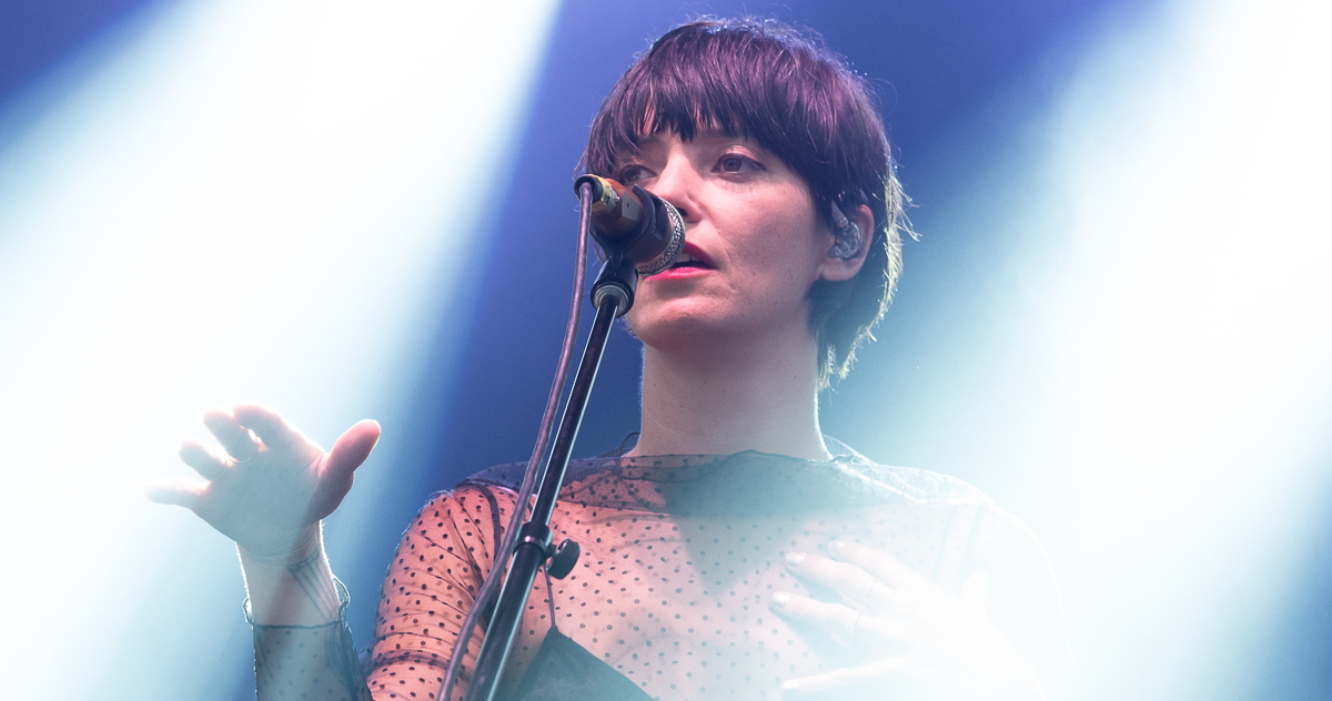 Sharon Van Etten シャロン・ヴァン・エッテン　日本特別盤 Amazon.co.jp: Are We There: ミュージック