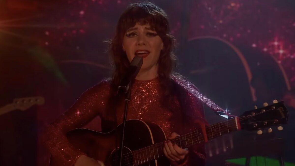 Watch Jenny Lewis Perform ‘Puppy & A Truck’ On ‘Fallon’