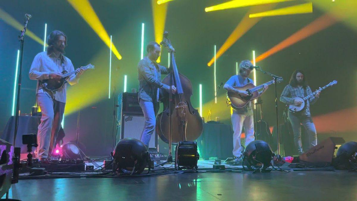 Billy Strings - Tinfoil and Turmoil - 11/03/21 Riverside Theatre, Milwaukee, WI