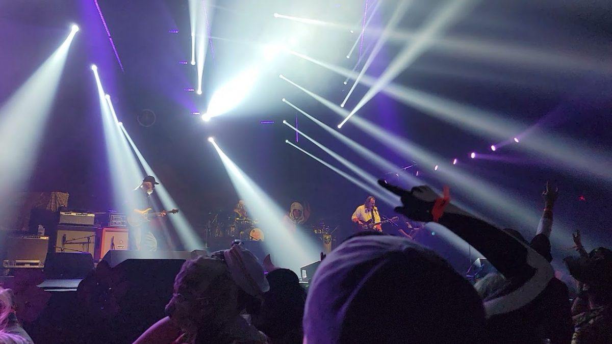 Widespread Panic - Tie Your Shoes - UNO Lakefront Arena - New Orleans, LA 10-31-21