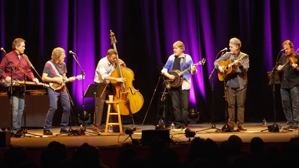 Béla Fleck & My Bluegrass Heart Perform ‘Strider’ In Denver: Pro-Shot Video