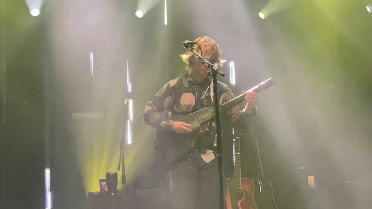 Billy Strings - Big Mon 3000 - Atlanta, Dec. 11, 2021 (Fuckin Insane)
