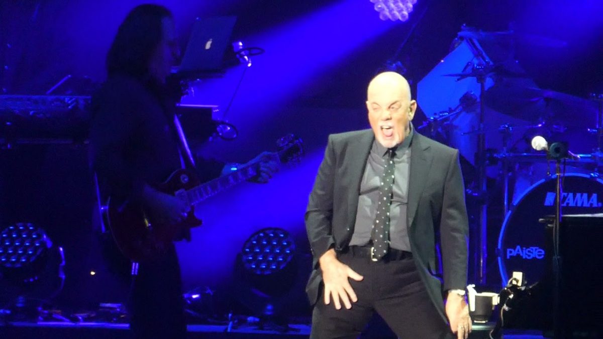 "Zep Medley & Sleeping With The TV On & Jingle Bells" Billy Joel@New York 12/20/21