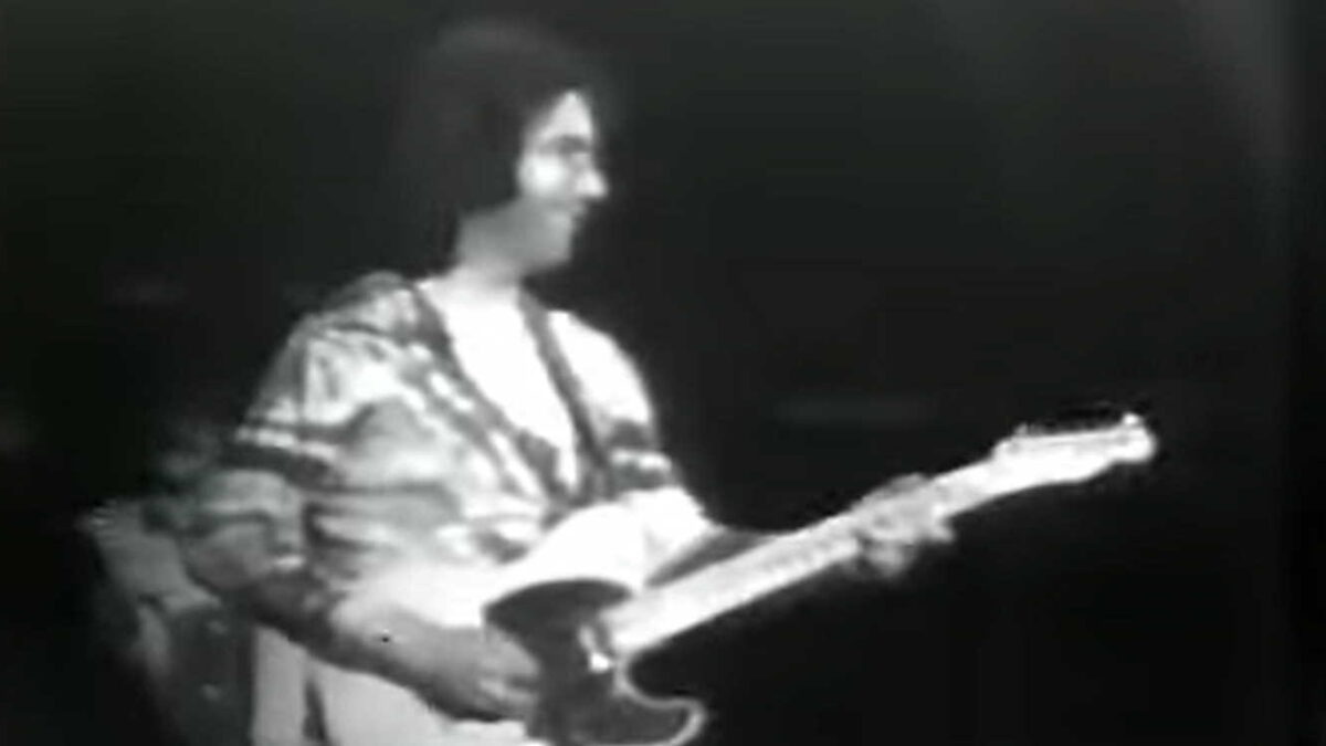 Watch Jerry Garcia & New Riders Of The Purple Sage Perform ‘School Days’ In 1973