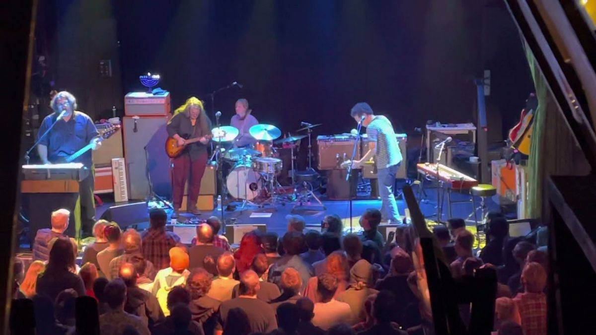 Love Minus Zero / No Limit (Bob Dylan cover) - Yo La Tengo - November 30 2021