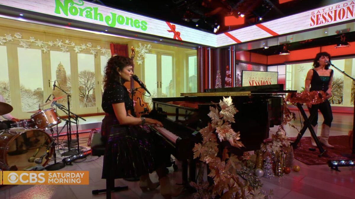 Norah Jones Performs For 'CBS Mornings'
