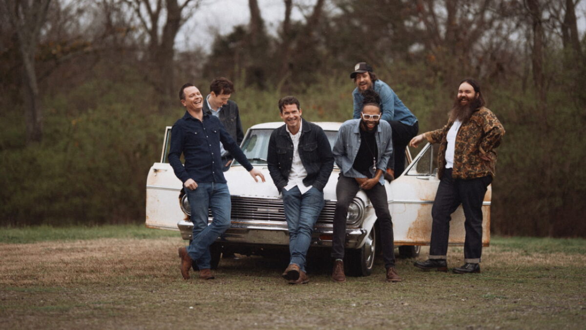Old Crow Medicine Show Announces New Album ‘Paint This Town’ & Shares Title Track