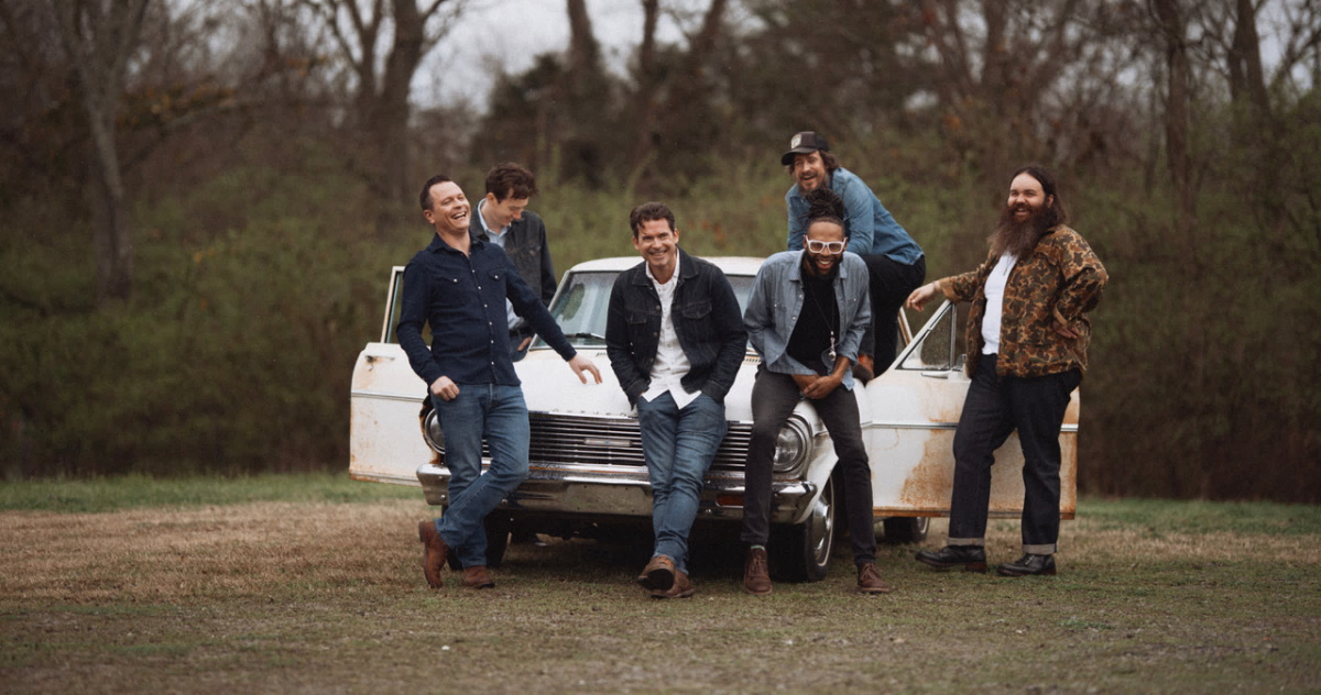 Old Crow Medicine Show Dec 2021 Press