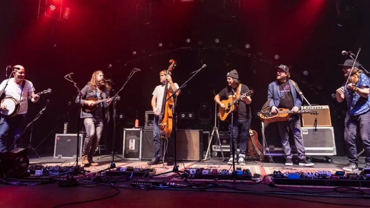 The Infamous Stringdusters’ Jeremy Garrett Guests With Greensky Bluegrass In Port Chester