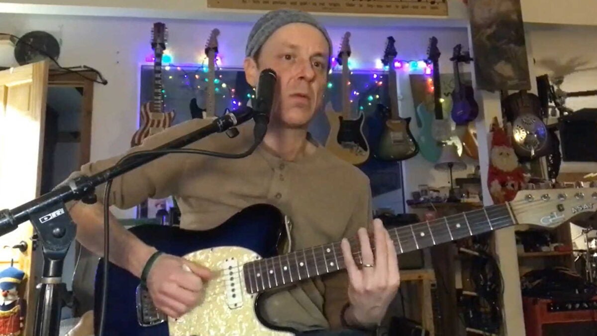 Jake Cinninger Plays Solo ‘Virtual New Year Show’ Livestream Concert