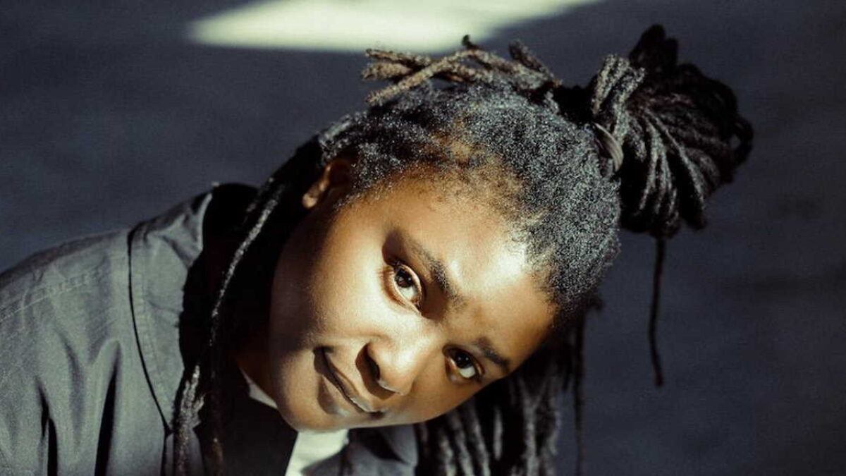 Joy Oladokun Releases ‘Keeping The Light On’ Single
