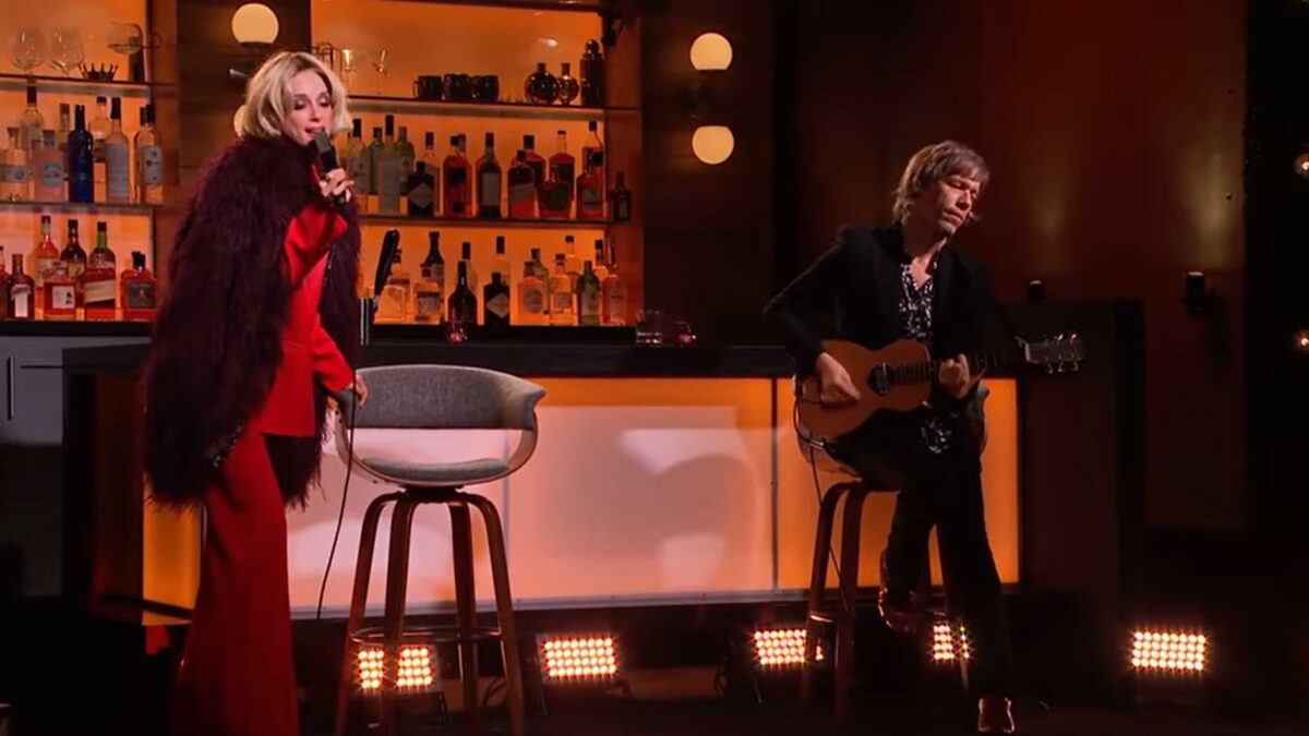 St. Vincent Performs ‘...At The Holiday Party’ On ‘Corden’